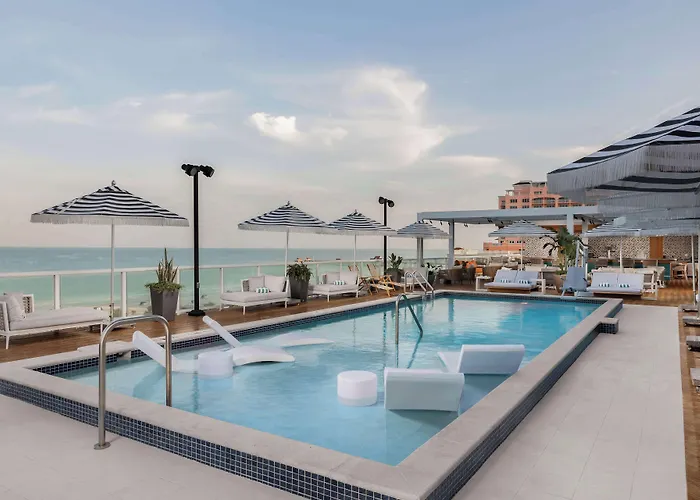 The Hiatus Clearwater Beach, Curio Collection By Hilton Resort