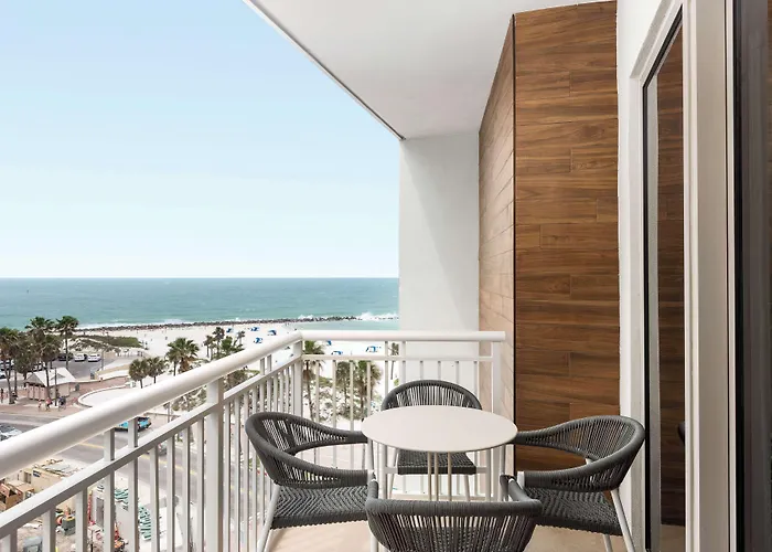 The Hiatus Clearwater Beach, Curio Collection By Hilton