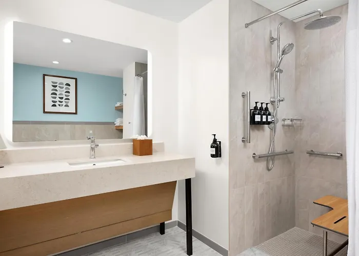 Resort The Hiatus Clearwater Beach, Curio Collection By Hilton