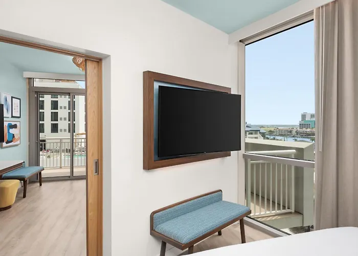 The Hiatus Clearwater Beach, Curio Collection By Hilton Resort