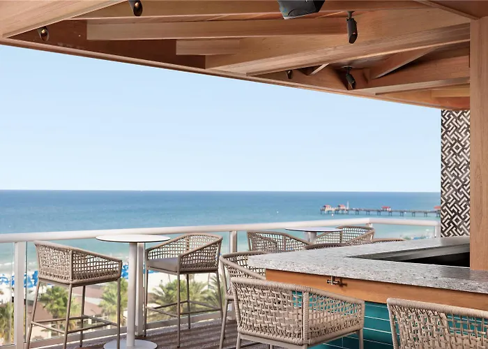Resort The Hiatus Clearwater Beach, Curio Collection By Hilton